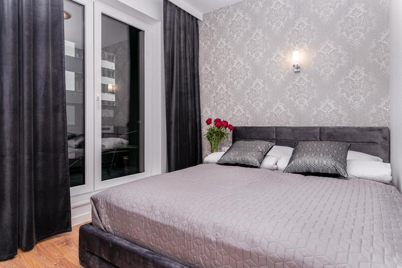 Star4You II Apartments Wrocław Buitenkant foto