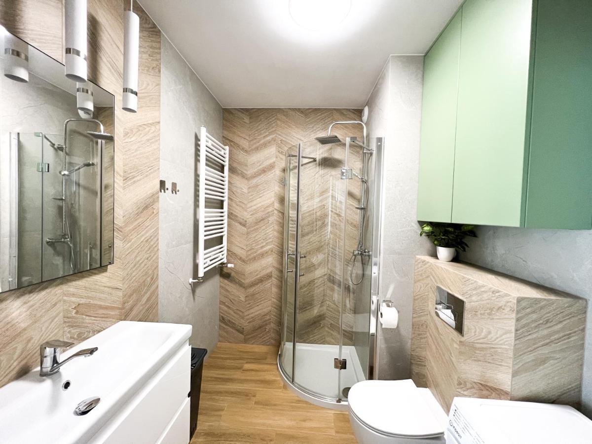 Star4You II Apartments Wrocław Buitenkant foto
